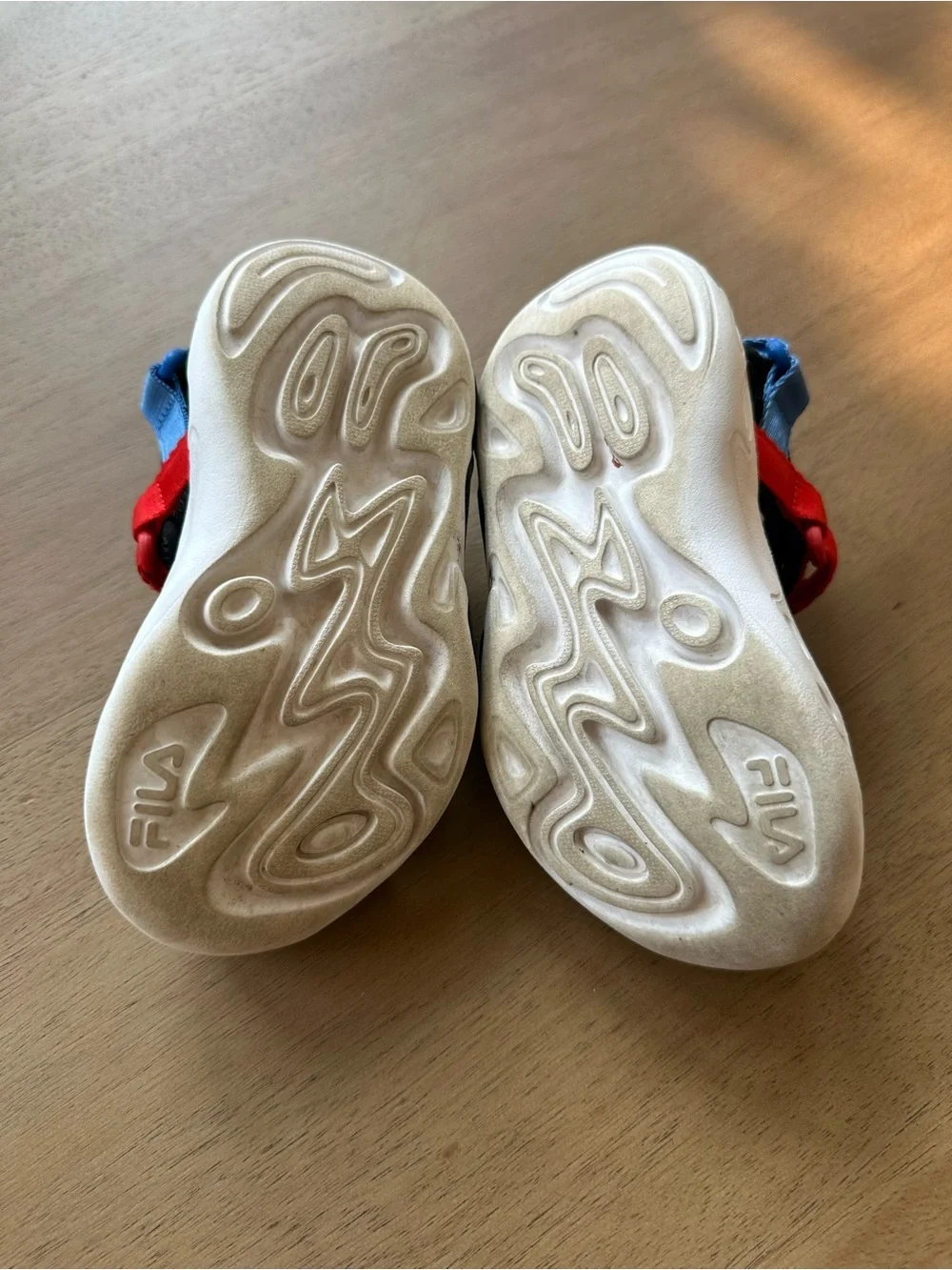 FILA Closed-Toe Sport Sandals, Size 9 Little Kid, Black Blue Red